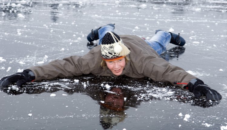 Vallen bij het schaatsen