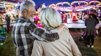 Koppel op de kermis